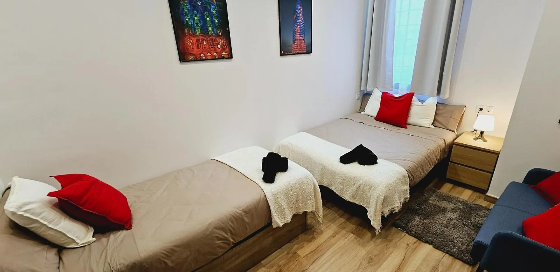 2 Apartamentos Juntos Ideal Grupos Cerca Barcelona 巴达洛纳 0*,